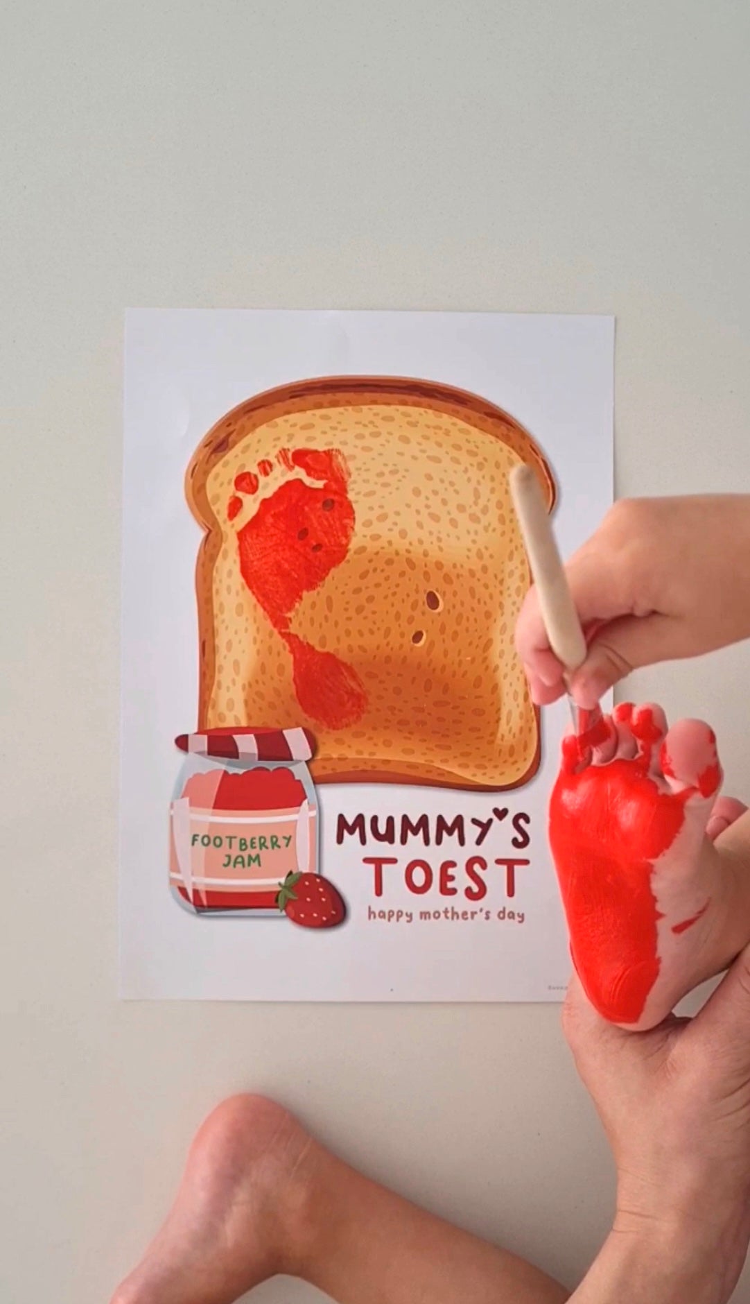 Mummy's Toest Toast / Happy Mother's Day Mum / Footprint Feet Toes Art / Keepsake Baby Toddler Gift Craft Card DIY / Print It Off 0476