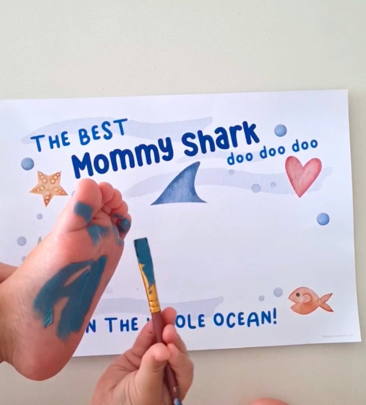 Best Mommy Shark / Footprint Handprint Art Craft Mom Mother's Day Birthday / Kids Baby Toddler / Keepsake Gift Card / PRINT IT OFF 0740