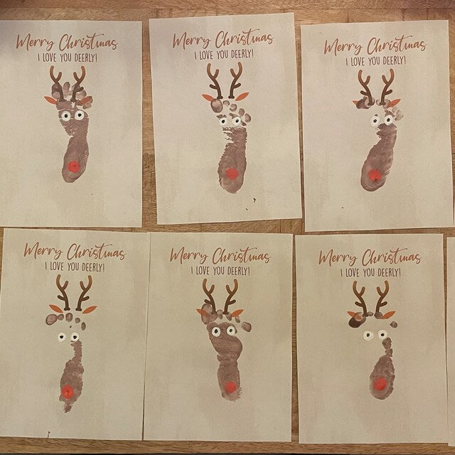 Christmas Footprint Reindeer PRINTABLE – PRINT IT OFF christmas-footprint-reindeer-printable-print-it-off