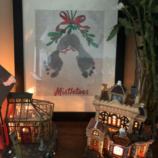 Mistletoes Mistle-Toes Footprint Art / Christmas Xmas / Kids Baby Toddler Art / Xmas Craft Card Keepsake Decor Print 0029