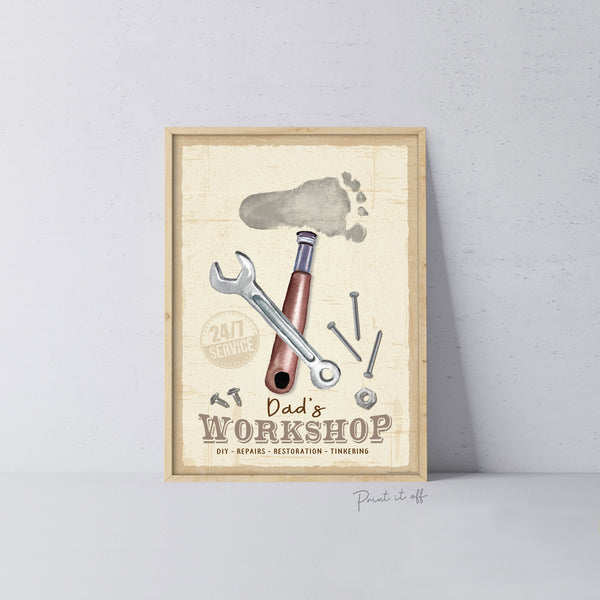 Dad&#39;s Workshop Sign Footprint Foot Art Craft / Father&#39;s Day Birthday Dad / Kids Baby Toddler / Keepsake Craft DIY Print